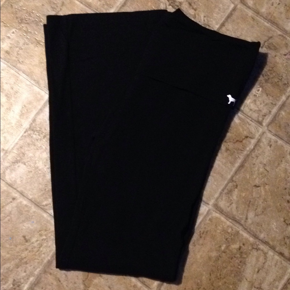 Victoria's Secret PINK yoga pants. Large